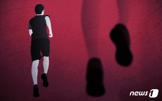 '나무 절도죄로 체포합니다' 출동한 경찰에 삽 들고 위협 [사건의재구성]