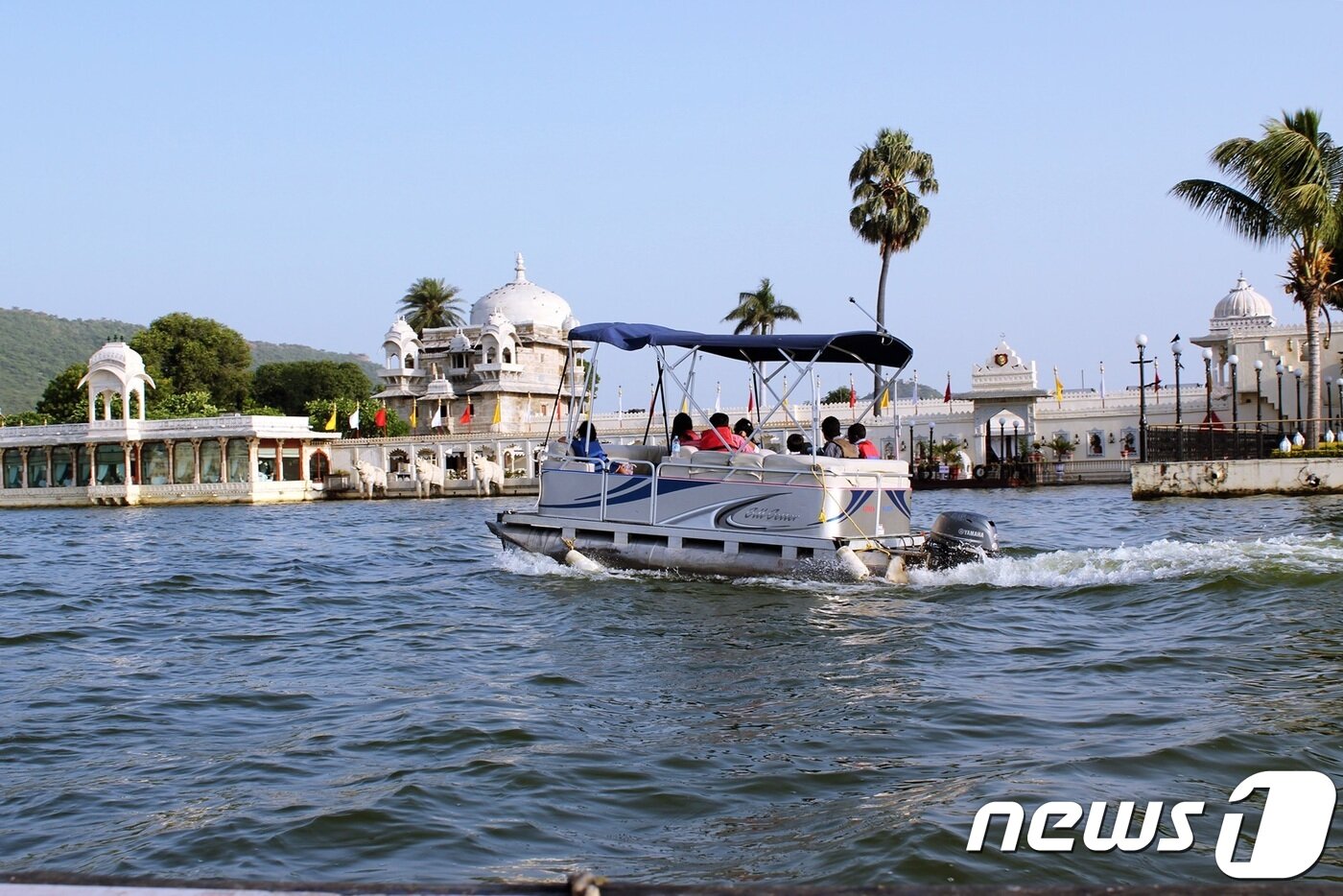 본문 이미지 - 자그만디르로 가는 보트ⓒ News1  