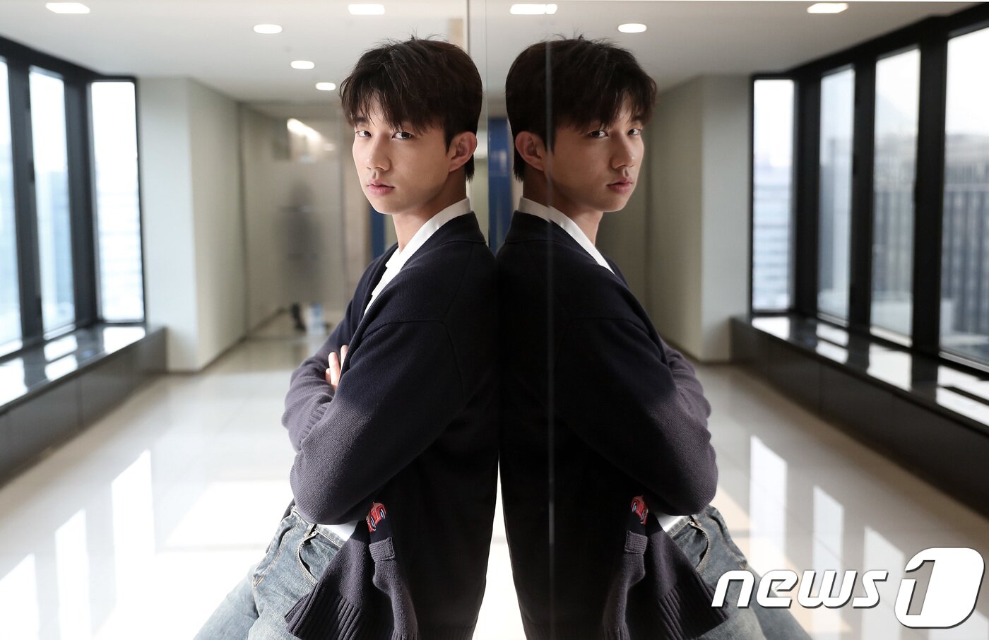 본문 이미지 - 배우 기도훈이 30일 서울 종로구 뉴스1 본사에서 가진 인터뷰에 앞서 포즈를 취하고 있다. 2018.4.30/뉴스1 ⓒ News1 오대일 기자