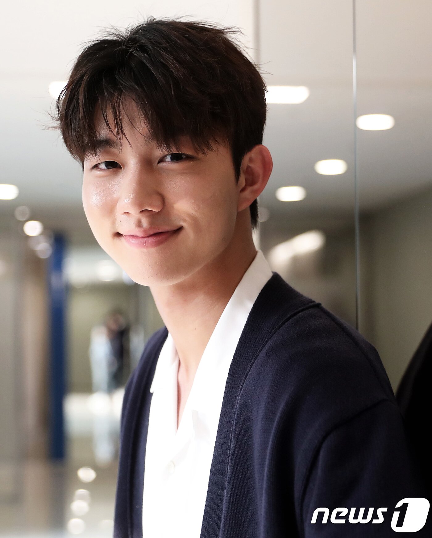 본문 이미지 - 배우 기도훈이 30일 서울 종로구 뉴스1 본사에서 가진 인터뷰에 앞서 포즈를 취하고 있다. 2018.4.30/뉴스1 ⓒ News1 오대일 기자