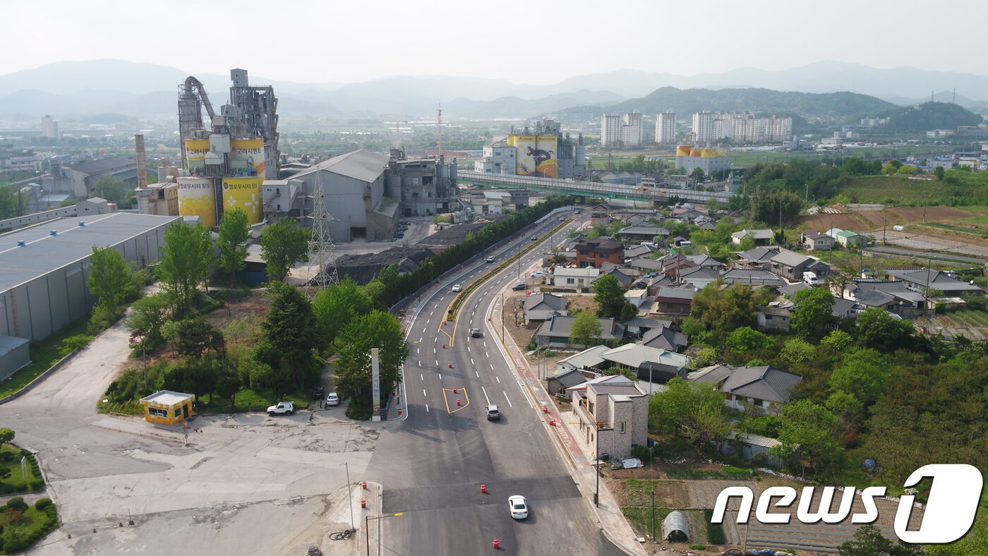 본문 이미지 - 전남 장성군 고려시멘트 공장.(장성군 제공)2018.5.2/뉴스1 ⓒ News1 박진규 기자