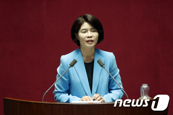 한정애 더불어민주당 의원. 뉴스1 © News1 안은나 기자