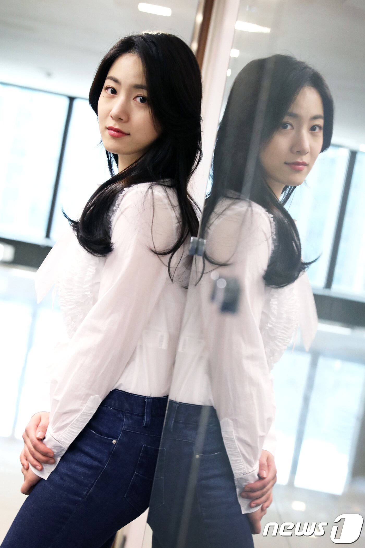 본문 이미지 - 배우 류효영이 9일 오후 서울 종로구에 위치한 뉴스1 본사를 찾아 인터뷰에 나서고 있다. 2018.5.9/뉴스1 ⓒ News1 임세영 기자