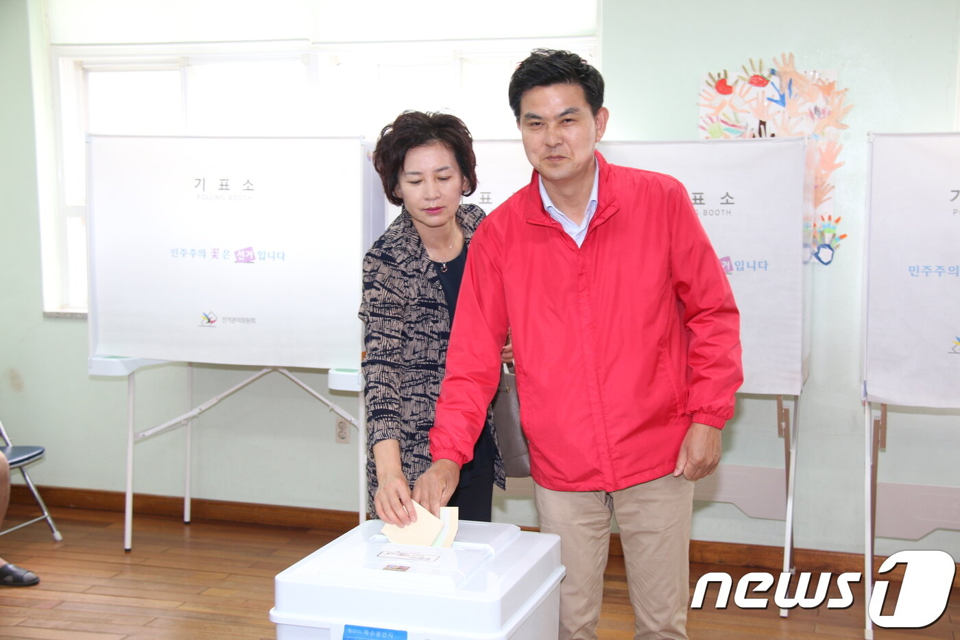 본문 이미지 - 김태호 자유한국당 경남도지사 후보.(김태호 캠프 제공)2018.6.13/뉴스1 ⓒ News1 강대한 기자