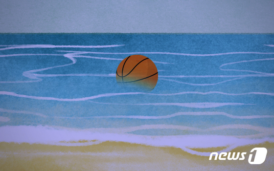 영도 방파제 앞 밤바다에 "사람이 버티고 있다" 신고…60대 구조