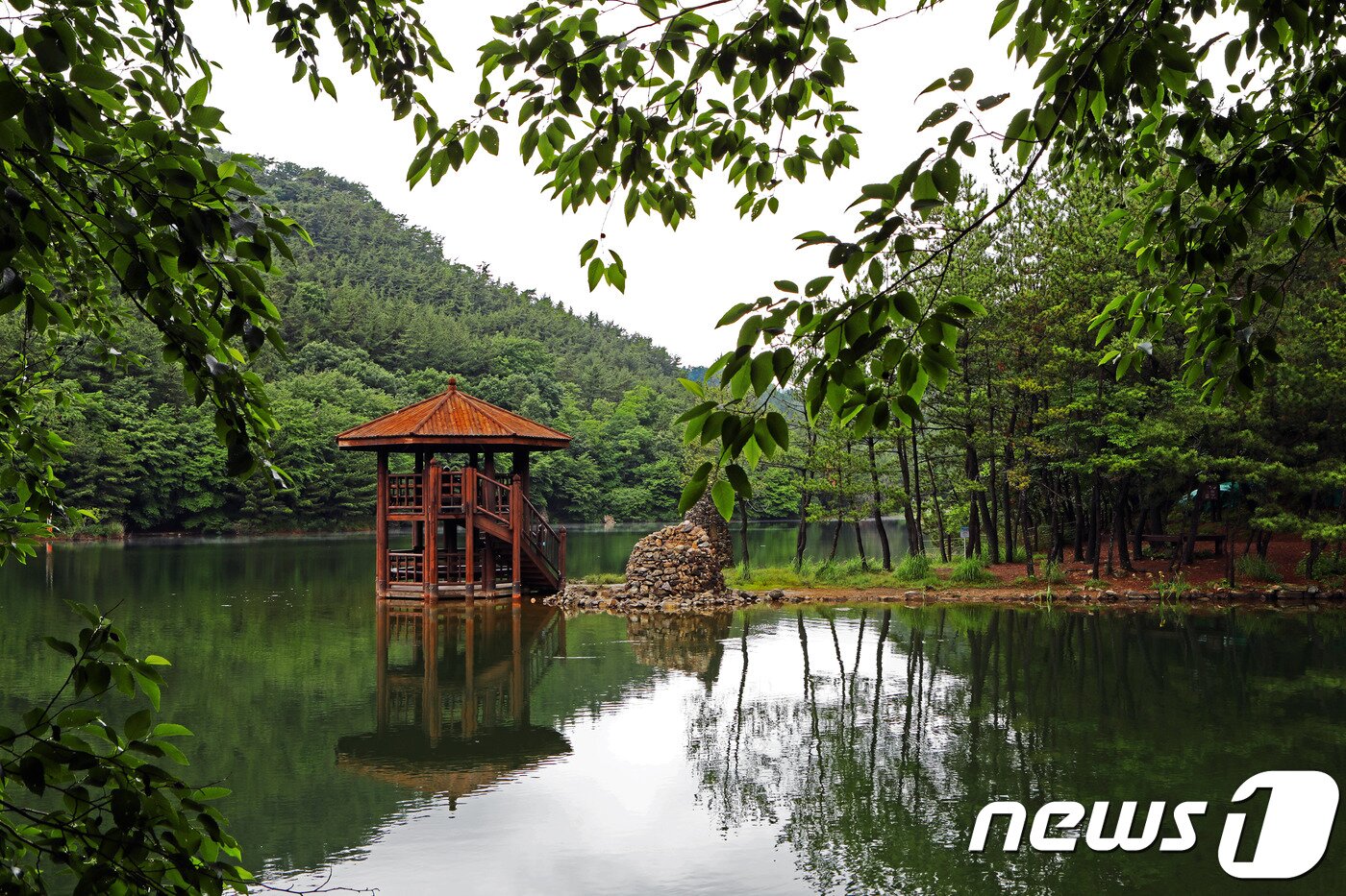 본문 이미지 - 봉암 수원지둘레길(한국관광공사 제공)/뉴스1 ⓒ News1