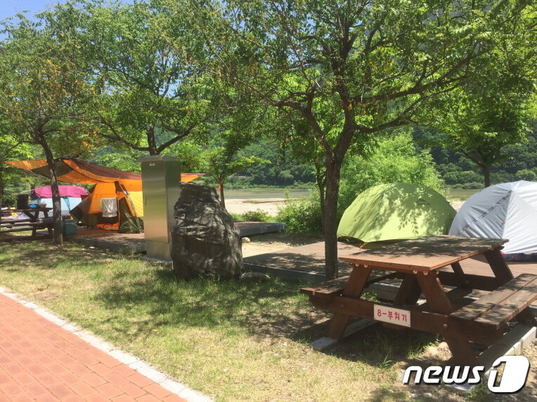 본문 이미지 - 평창군 평창읍에 위치한 바위공원(평창군 제공)/뉴스1 ⓒ News1
