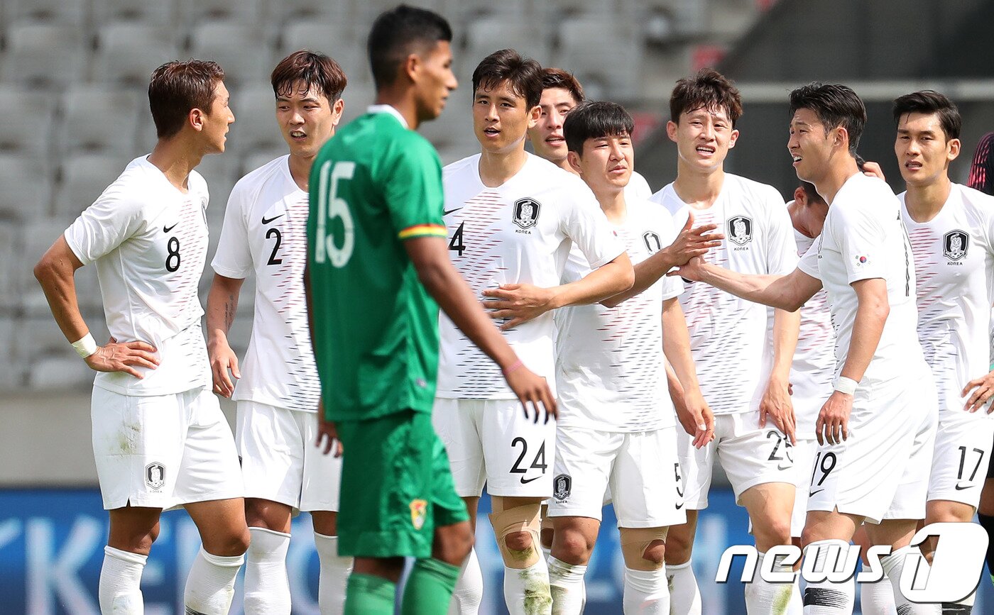 본문 이미지 - 지난해 대표팀은 볼리비아와의 평가전에서 0-0으로 비겼다./뉴스1 DB ⓒ News1 오대일 기자