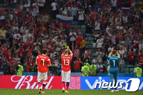 크로아티아는 8일(한국시간) 러시아 소치의 피스트 스타디움에서 열린 러시아와의 2018 FIFA 러시아 월드컵 8강전에서 2-2로 비긴 뒤 펼친 승부차기에서 4-3으로 승리했다. © AFP=뉴스1