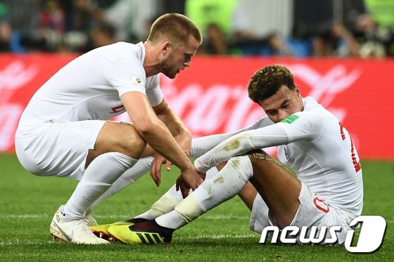 잉글랜드 축구 대표팀의 에릭 다이어(왼)와 델레 알리(오) © AFP=뉴스1