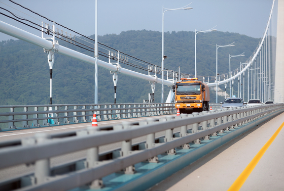 울산대교 통행료 내년 3월 31일까지 동결