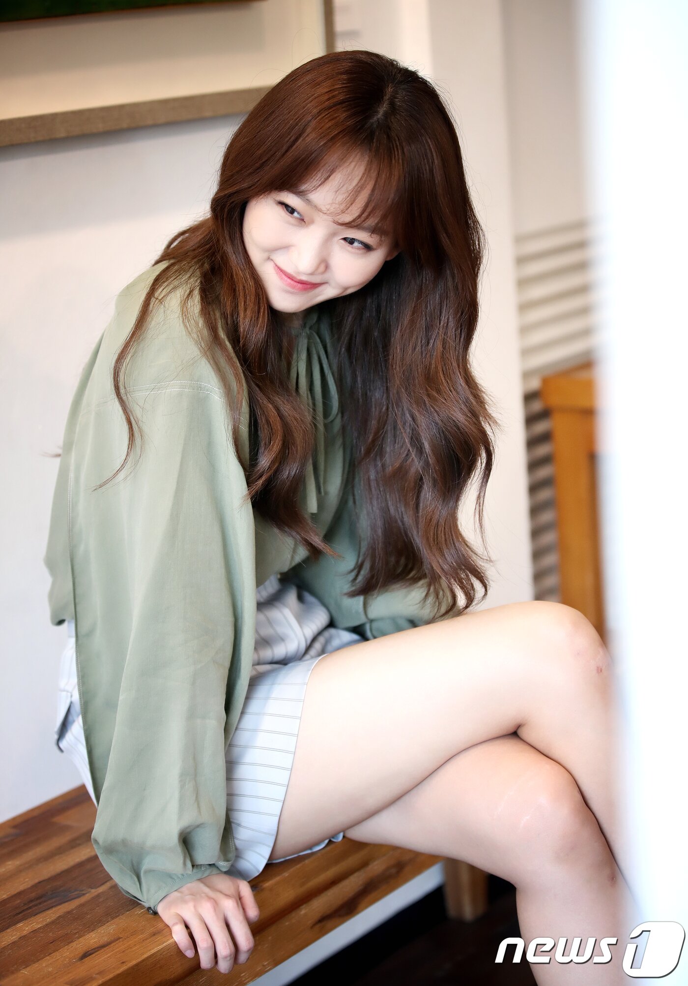 본문 이미지 - 2018.7.24.서울 삼청동 카페. 드라마 '이리와 안아줘' 배우 진기주 인터뷰. ⓒ News1 권현진 기자