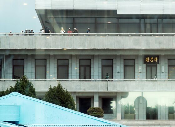 '판문점' 특별견학 내일부터 재개…일반견학은 추후 결정
