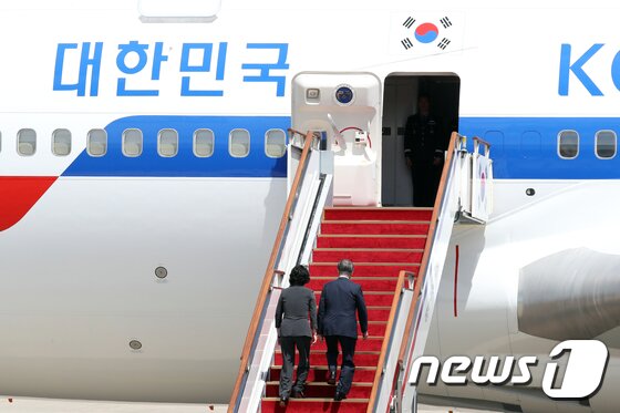 https://image.news1.kr/system/photos/2018/7/8/3196839/article.jpg/dims/optimize https://image.news1.kr/system/photos/2018/7/8/3196839/article.jpg/dims/optimize