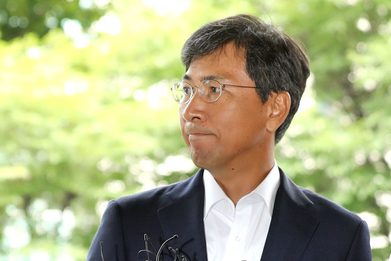 안희정 성폭력 피해자 김지은 "저에 대한 소송비 추심 포기하라" 민원