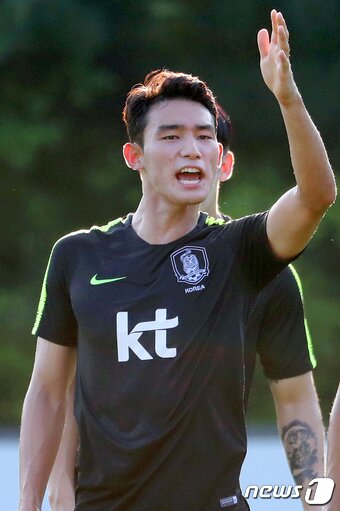 본문 이미지 - 2018 자카르타-팔렘방 아시안게임 남자 축구 대표팀 조유민이 1일 오후 경기 파주시 축구국가대표팀 트레이닝센터(NFC)에서 훈련을 하고 있다. 2018.8.3/뉴스1 ⓒ News1 민경석 기자