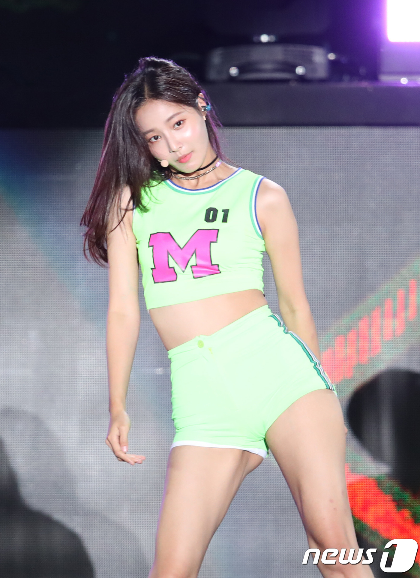 연우 다리 모모랜드 연우, 빠져드는 무대 - 뉴스1