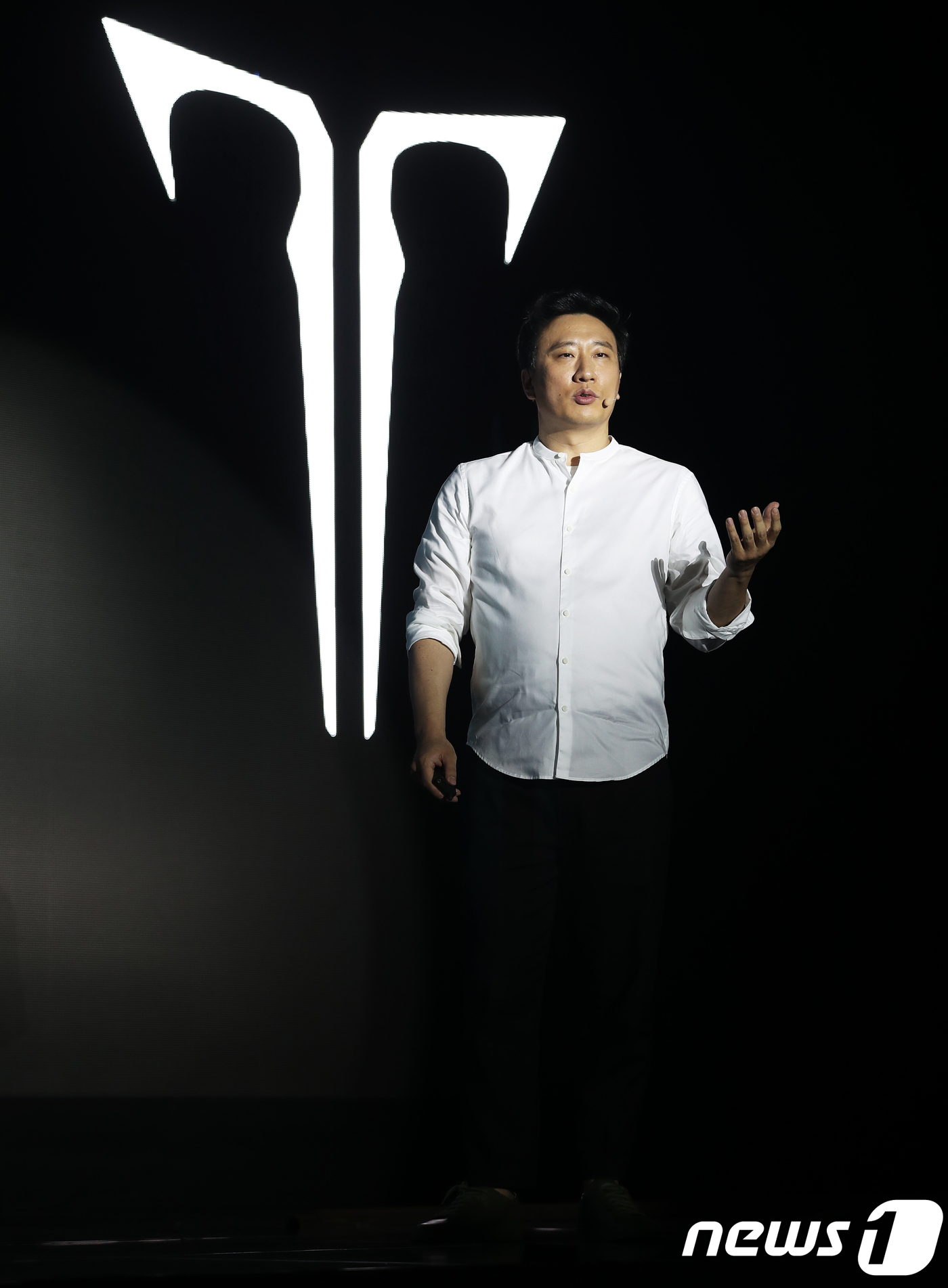 (서울=뉴스1) 오대일 기자 = 17일 서울 용산구 그랜드하얏트서울 호텔에서 열린 스마일게이트RPG의 PC온라인게임 '로스트아크(LOSTARK)' 미디어 쇼케이스에서 지원길 대표이 …