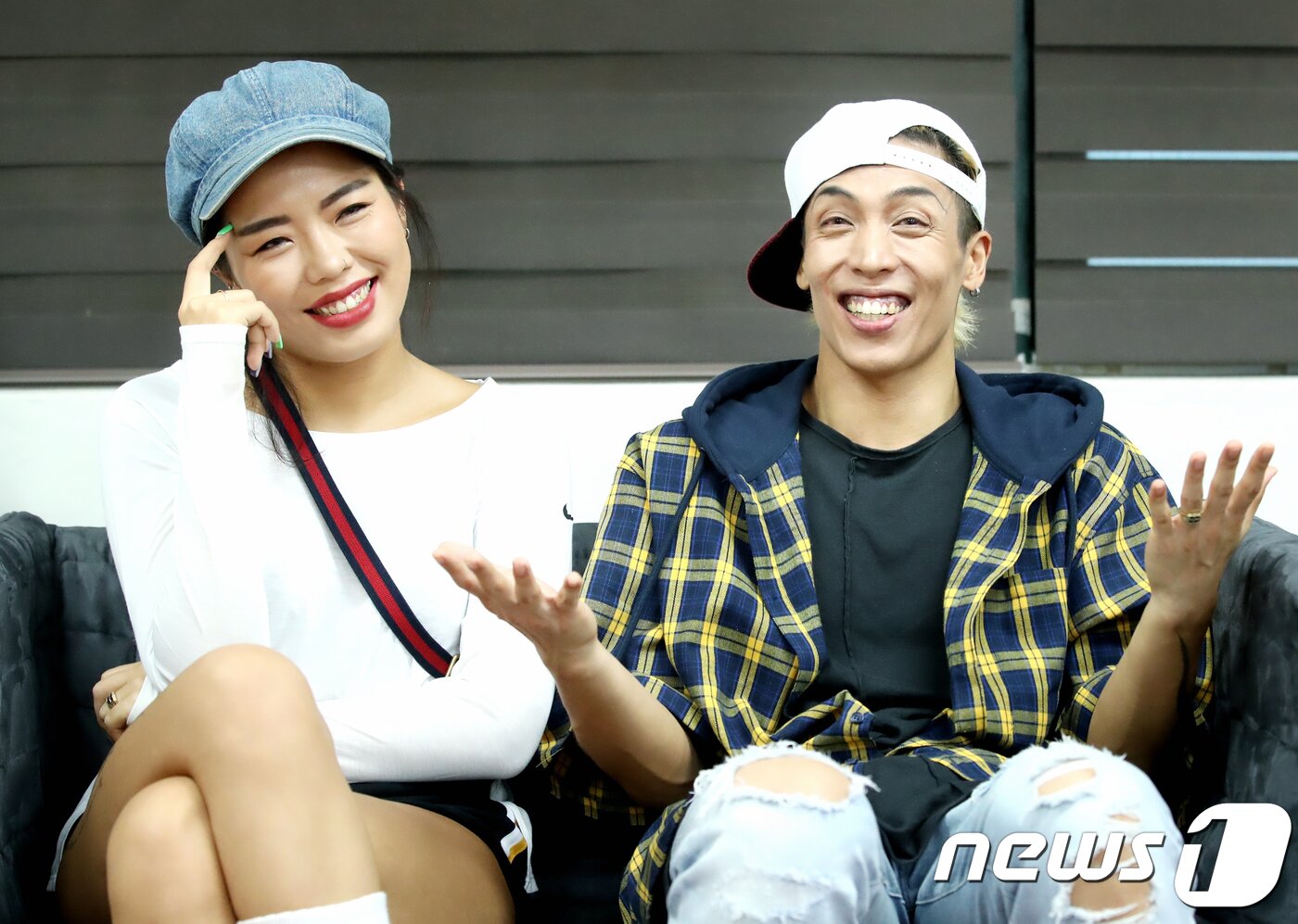 본문 이미지 - 안무가 마리(왼쪽)와 제이블랙 부부  ⓒ News1 권현진 기자