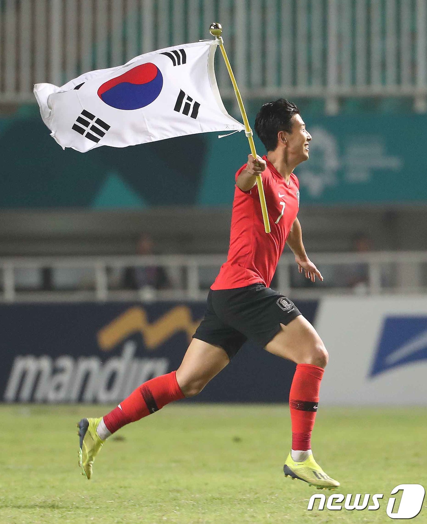 (보고르(인도네시아)=뉴스1) 임세영 기자 = 1일 오후 인도네시아 보고르 파칸사리 스타디움에서 열린 2018 자카르타·팔렘방 아시안게임 U-23 남자축구 결승전 대한민국과 일본의 …