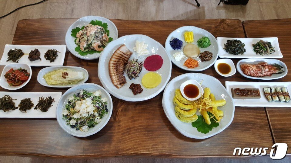 본문 이미지 - 진안군 농가맛집 '홍연'의 밥상./뉴스1ⓒ News1