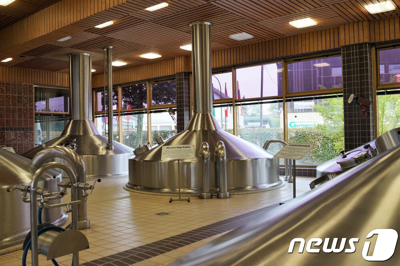 본문 이미지 - 에딩거 공장의 맥아 담금통 ⓒ News1