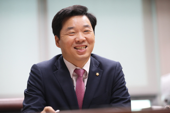 김병관 전 의원, 오늘 '친정' 웹젠 경영 복귀…구원투수 될까