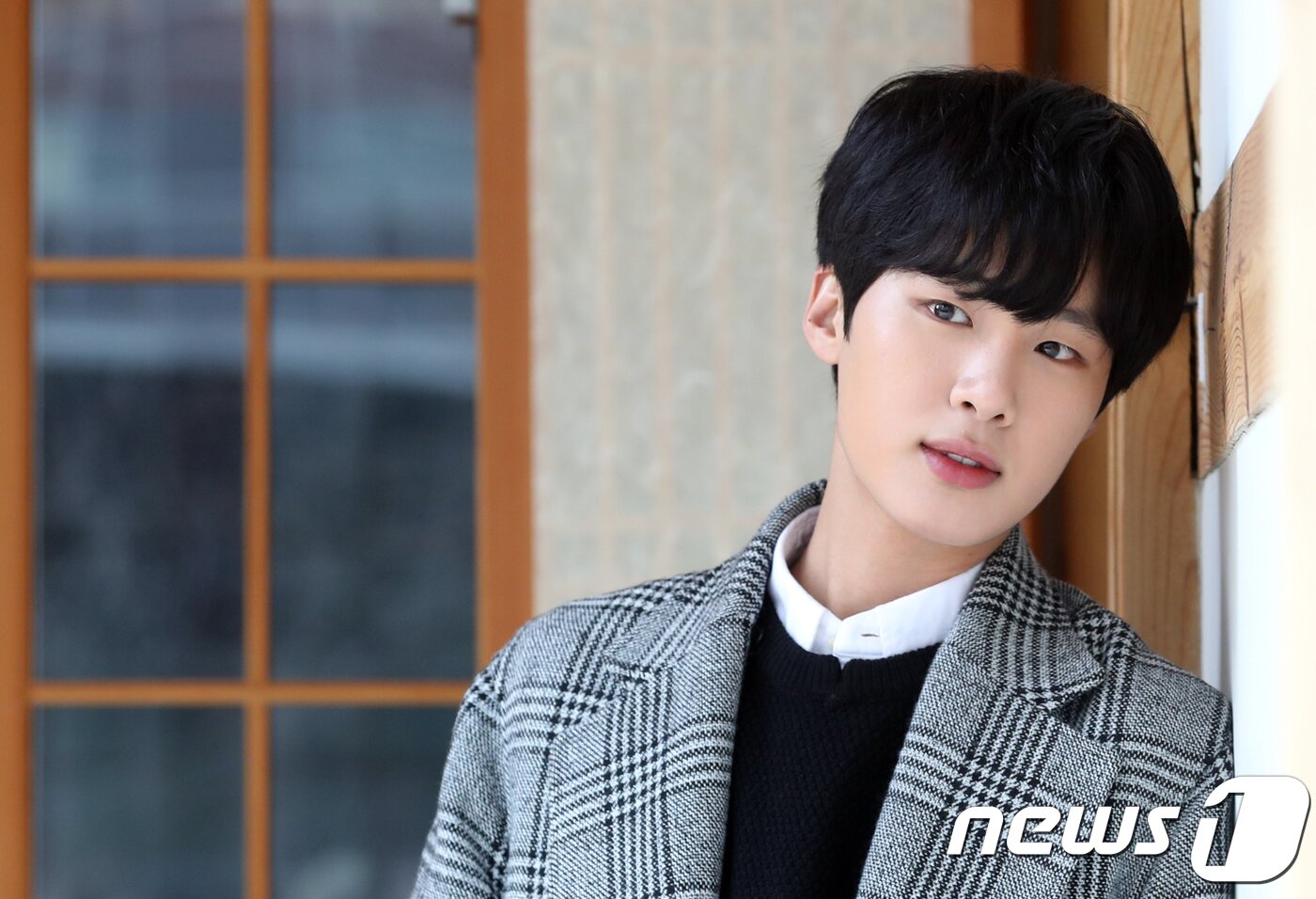 본문 이미지 - 드라마 스카이캐슬에 출연하는 배우 김동희가 뉴스1과 인터뷰를 하고 있다. /뉴스1 ⓒ News1 송원영 기자