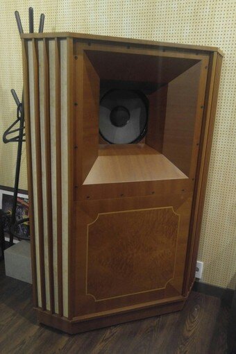 본문 이미지 - 탄노이 오토그래프 스피커    