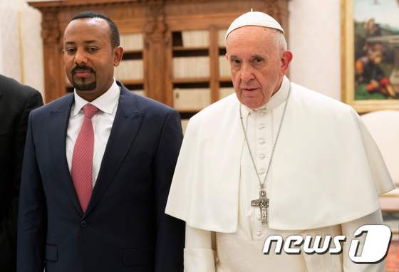 [사진] 에티오피아 총리 알현하는 프란치스코 교황