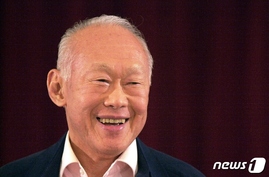 본문 이미지 - 리콴유 전 싱가포르 총리 ⓒ AFP=뉴스1