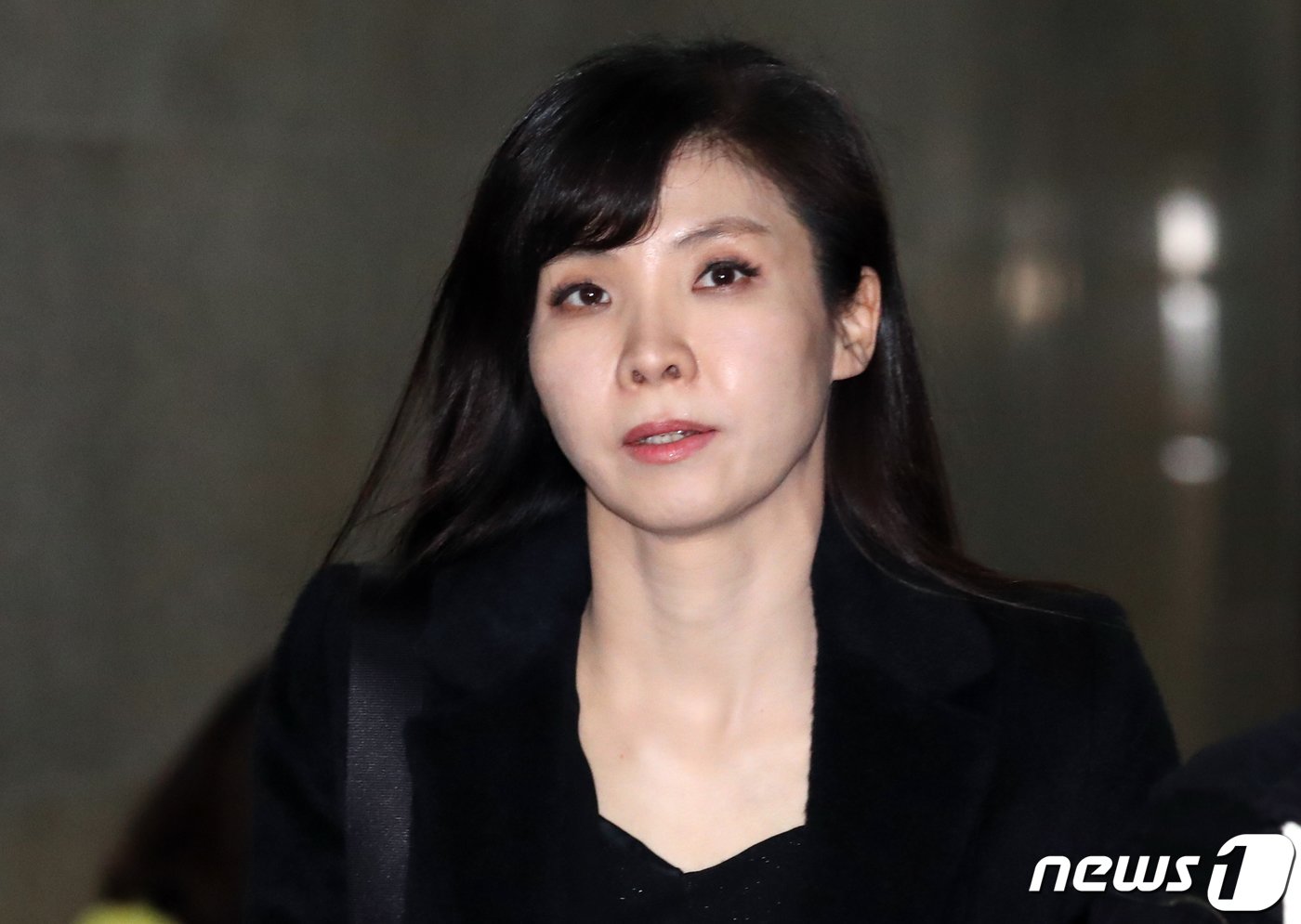 본문 이미지 - 서지현 검사가 29일 서울 여의도 국회에서 더불어민주당 여성폭력근절특별위원회 주최로 열린 &#39;미투1년 지금까지의 변화 그리고 나아가야 할 방향&#39; 좌담회에 참석하고 있다. 2019.1.29/뉴스1 ⓒ News1 김명섭 기자