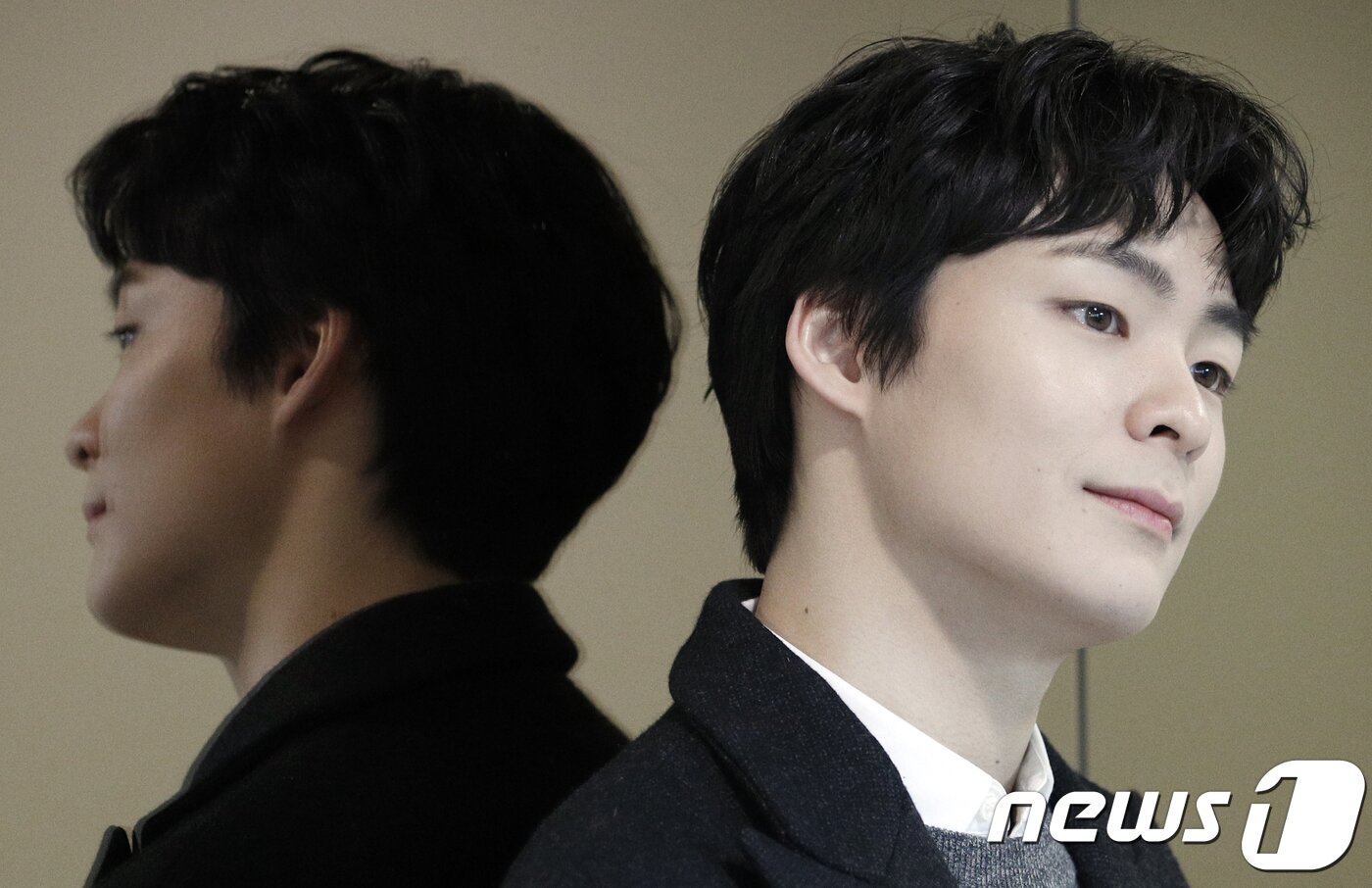 본문 이미지 - JTBC 드라마 'SKY캐슬(스카이캐슬)'에서 박영재 역을 맡은 배우 송건희가 뉴스1과의 인터뷰에서 포즈를 취하고 있다. /뉴스1 ⓒ News1 안은나 기자