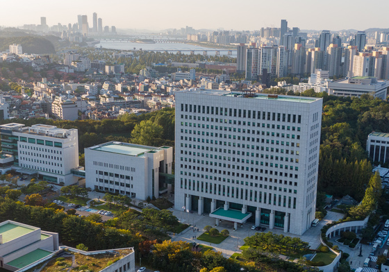 [단독] 與 강경파, 檢 보완수사권 폐지 군불…연구 용역 의뢰