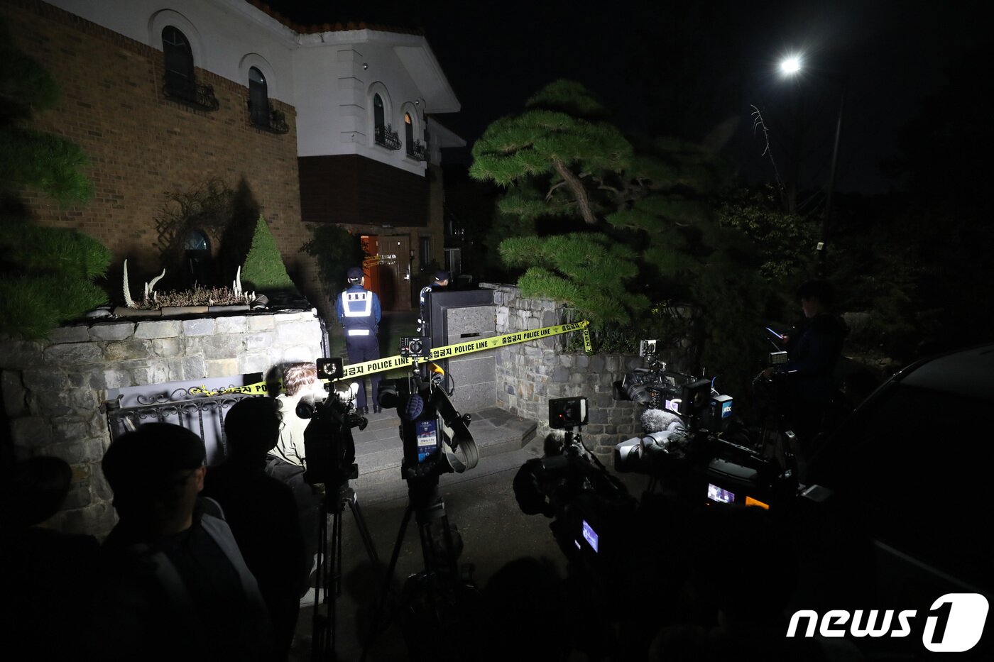 본문 이미지 - 고(故) 설리의 자택 ⓒ News1 