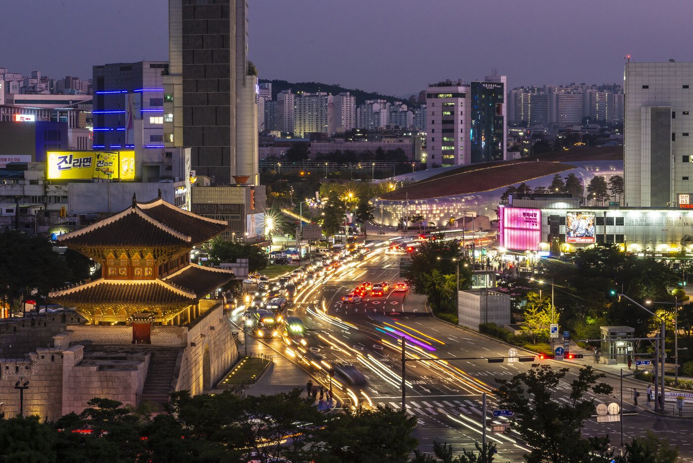 본문 이미지 - 동대문 성곽공원에서 바라본 동대문 야경