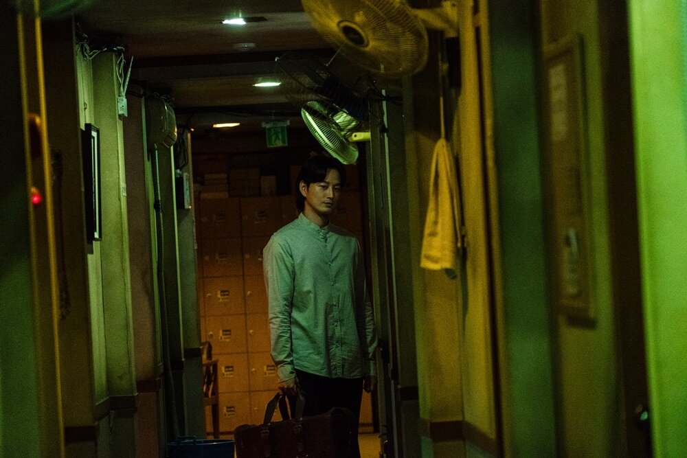 본문 이미지 - 배우 이현욱/OCN '타인은 지옥이다' 스틸컷 ⓒ 뉴스1