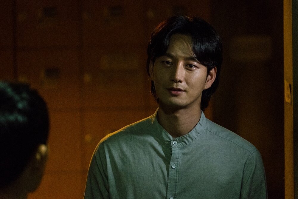 본문 이미지 - 배우 이현욱/OCN '타인은 지옥이다' 스틸컷ⓒ 뉴스1