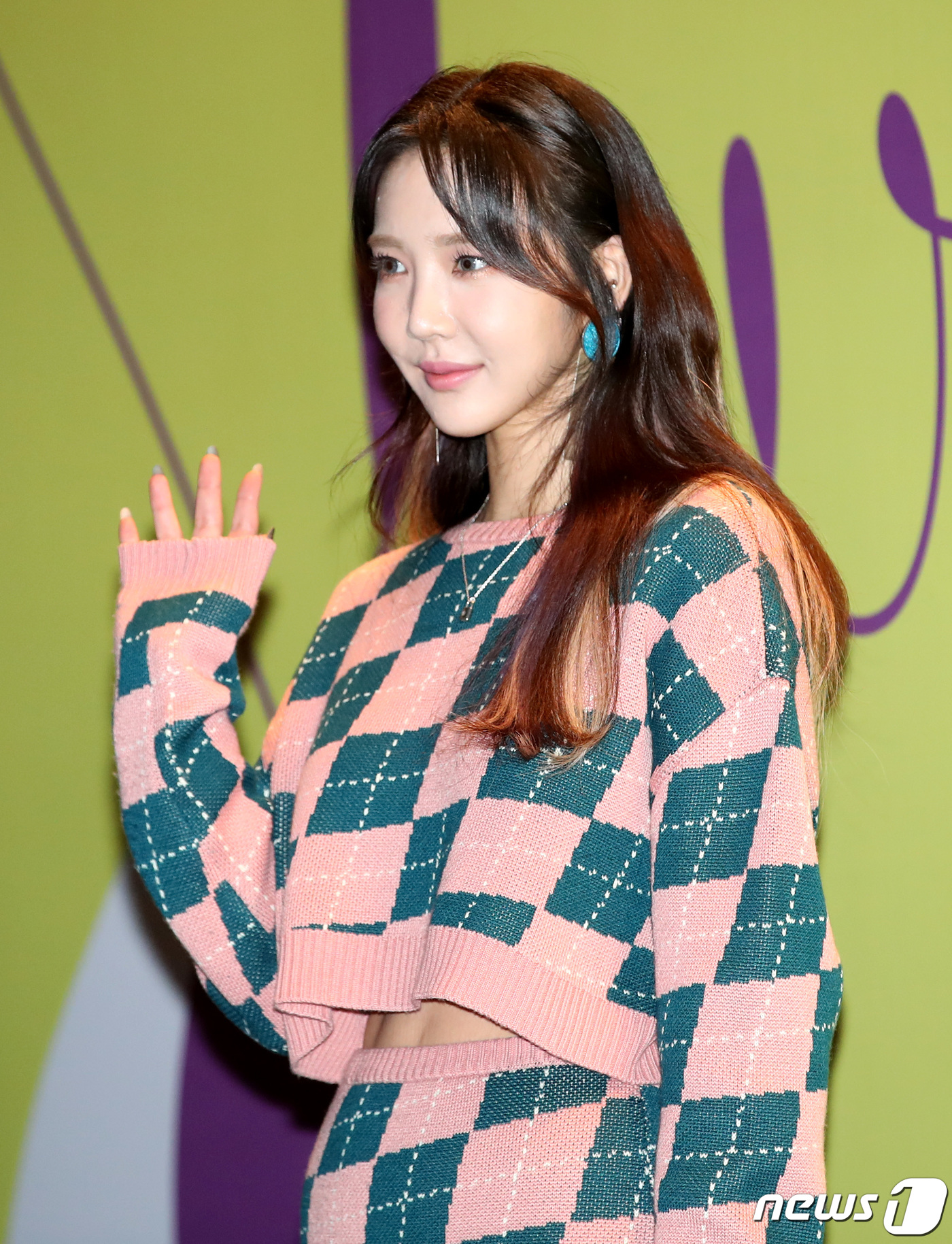 (서울=뉴스1) 권현진 기자 = 머슬퀸 이연화가 15일 서울 중구 동대문디자인플라자(DDP)에서 열린 '2020 S/S 서울패션위크(2020 S/S Seoul Fashion Wee …