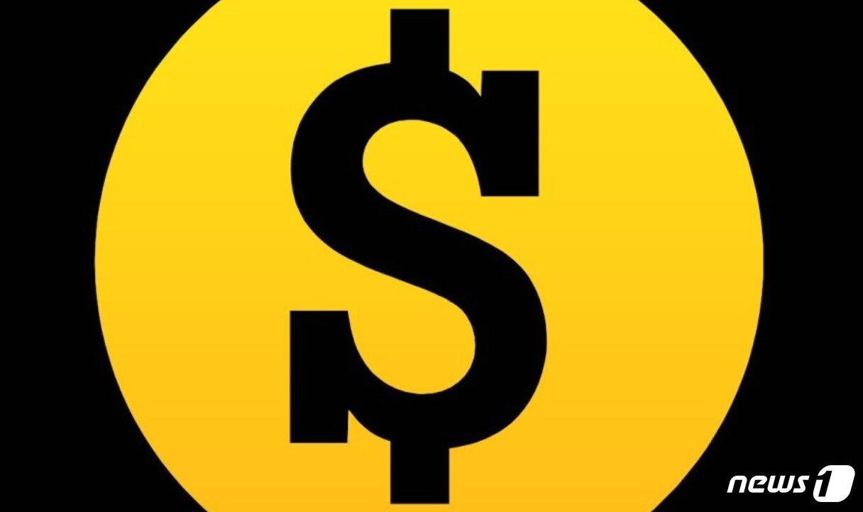 본문 이미지 - 노란 딱지란 구글이 유튜브에 올라온 특정 콘텐츠가 광고 게재에 적합하지 않는다고 판단할 때 붙이는 노란색 달러 모양의 아이콘이다ⓒ 뉴스1