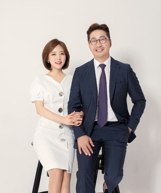 김선영 YTN 아나운서(왼쪽)와 백성문 변호사/백성문 인스타그램 © 뉴스1