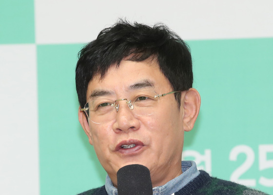 이경규 '약물 운전 혐의' 수사…李 "처방약 복용"