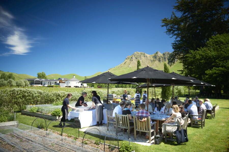 본문 이미지 - 혹스베이서 11월에 개최되는 '혹스베이 푸드 앤드 와인 클래식'의 모습