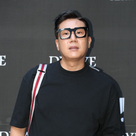 '20년 만의 재혼' 이상민, 신부는 10세 연하…올해 만나 초고속 결혼