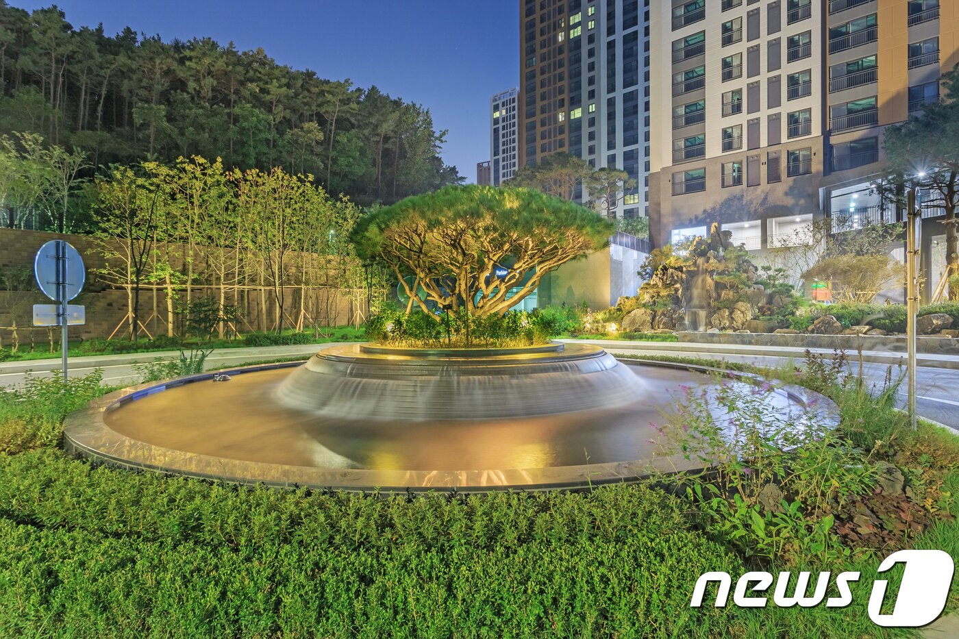본문 이미지 - 스프링카운티자이 수경시설.(제공=GS건설)ⓒ 뉴스1