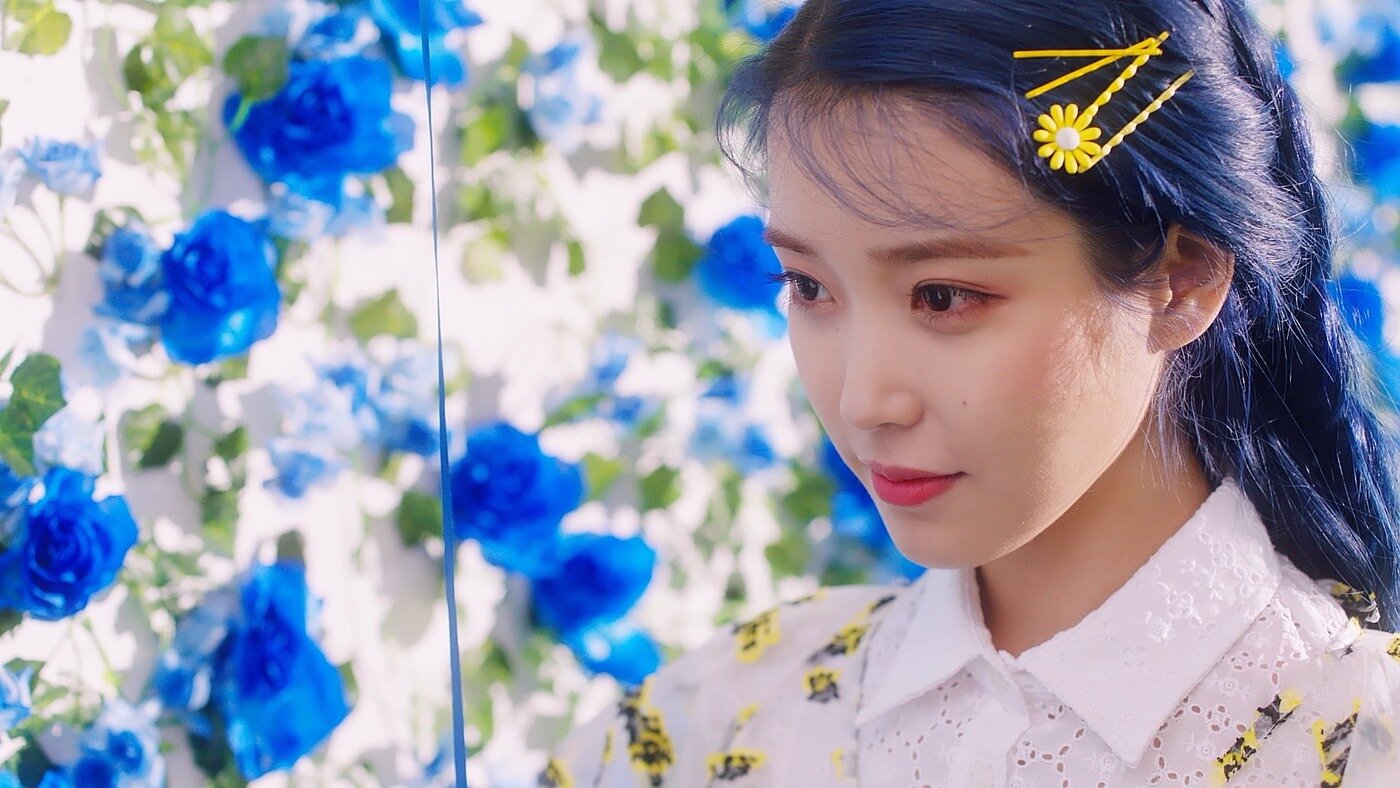 아이유, 신보 타이틀곡 '블루밍' 티저 공개…유니크한 사운드
