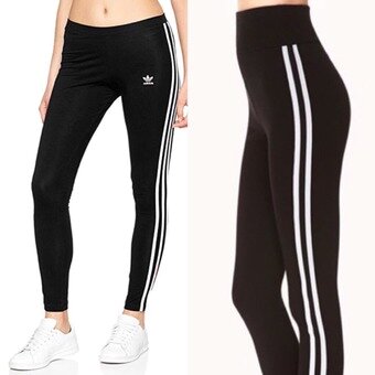 본문 이미지 - 지난 2015년 아디다스는 자사 브랜드 상징 ‘삼선 줄무늬’ 디자인을 도용했다면서 포레버21를 상대로 소송을 제기했다. 사진은 해외 사이트에서 판매되고 있는 아디다스 ‘삼선 줄무늬’ 레깅스(왼쪽), 오른쪽은 포에버21 ‘두줄 무늬’ 레깅스.ⓒ 뉴스1