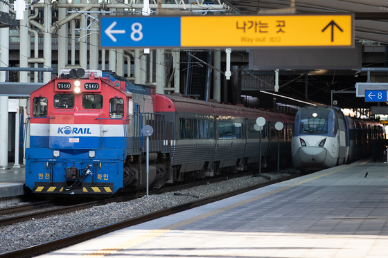 의왕~수원 구간서 새마을호 고장…임시 기관차 연결해 익산까지 운행