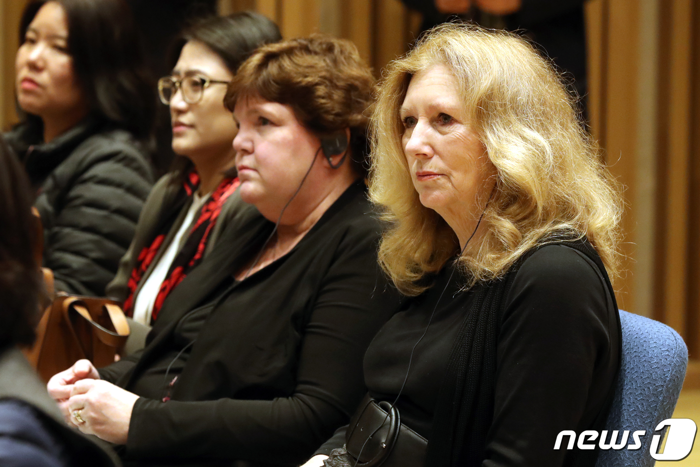 (서울=뉴스1) 민경석 기자 = 캐나다 교육자이자 비영리 국제단체인 '공감의 뿌리 (Roots of Empathy)'의 설립자 겸 대표인 메리 고든(Mary Gordon)이 28일 …