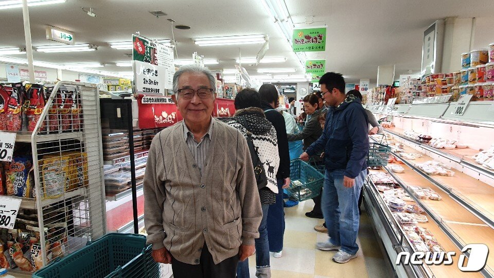 본문 이미지 - 사토 게이지(佐藤啓二) 사이치 슈퍼마켓 대표. ⓒ 뉴스1 김동규 기자